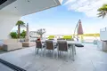 Villa de 4 dormitorios 236 m² Urbanizacion Dona Pepa, Španjolska