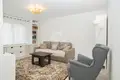 Appartement 3 chambres 77 m² Jodzina, Bélarus