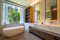 Вилла 4 спальни 1 600 м² Tegalinggah, Индонезия