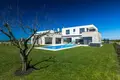 4-Schlafzimmer-Villa 274 m² Poreč, Kroatien