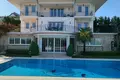 Вилла 6 комнат  Бююкчекмедже, Турция