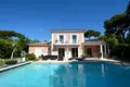 6-Schlafzimmer-Villa 260 m² in Frankreich, Frankreich