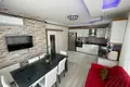 5 room apartment 200 m² Mezitli, Turkey