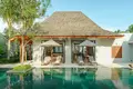 Villa 4 chambres 709 m² Thep Krasatti, Thaïlande