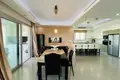 Penthouse 4 Schlafzimmer 304 m² in Koinoteta Agiou Tychona, Zypern