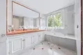 Apartment 6 bedrooms 770 m² Marbella, Spain