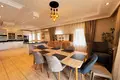 4 bedroom apartment 280 m² Incekum, Turkey