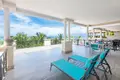 Кондо 17 спален 1 087 м² Roatan, Гондурас