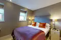 3 bedroom apartment 125 m² in London, United Kingdom