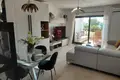 Mieszkanie 2 pokoi 120 m² Dos Hermanas, Hiszpania