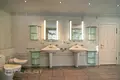 House 12 rooms 890 m² Riga, Latvia