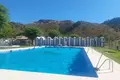 Mieszkanie 2 pokoi 93 m² Benahavis, Hiszpania