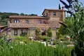 Propiedad comercial 782 m² en Seggiano, Italia
