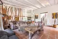 Villa 9 bedrooms 552 m² Benahavis, Spain