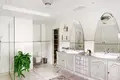 4 bedroom Mansion 420 m² Solymar, Hungary