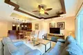 2 bedroom condo 125 m² West Bay, Honduras