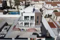 4-Schlafzimmer-Villa 407 m² Torrevieja, Spanien