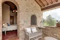 Casa 20 habitaciones 1 500 m² Casole dElsa, Italia