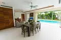 Villa de tres dormitorios 200 m² Choeng Thale, Tailandia
