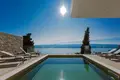 Casa 4 habitaciones 375 m² Grad Omis, Croacia