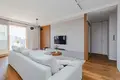 Mieszkanie 3 pokoi 88 m² Warszawa, Polska