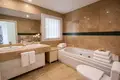 2 bedroom apartment 158 m² San Pedro Alcantara, Spain