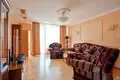 Mieszkanie 3 pokoi 94 m² Ryga, Łotwa