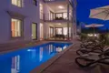 Casa 10 habitaciones 448 m² Split Dalmatia County, Croacia