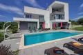 Willa 4 pokoi 240 m² Pula, Chorwacja