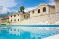 Villa 20 bedrooms 1 200 m² Bartula, Montenegro