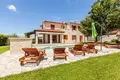 Villa de 4 dormitorios 219 m² Grad Porec, Croacia