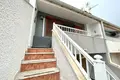 Bungalow de 2 dormitorios 65 m² Torrevieja, Španjolska