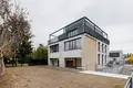 Commercial property 553 m² in Warsaw, Poland