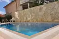 Haus 5 Schlafzimmer 300 m² Lustica, Montenegro
