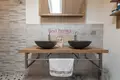 Mieszkanie 5 pokojów 142 m² Stresa, Włochy