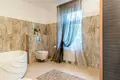 Haus 6 zimmer 323 m² Kisupe 2, Lettland