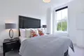 2 bedroom apartment 71 m² in London, United Kingdom