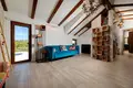 Casa 3 habitaciones 247 m² Opcina Vrbnik, Croacia