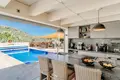 4 bedroom house 247 m² Teulada, Spain