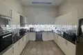 Dom 6 pokojów 636 m² Nikozja, Cypr