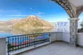3 bedroom apartment 97 m² Morinj, Montenegro