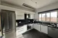 Mieszkanie 3 pokoi 160 m² w Limassol, Cypr