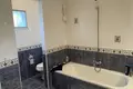 4 bedroom house 407 m² Dos Hermanas, Spain