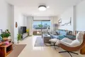 Mieszkanie 2 pokoi 85 m² Casares, Hiszpania