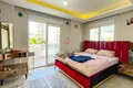 Mieszkanie 2 pokoi 220 m² Kestel, Turcja