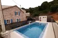 3-Schlafzimmer-Villa 105 m² Tivat, Montenegro