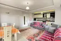 Mieszkanie 2 pokoi 220 m² Kestel, Turcja