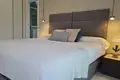 Mieszkanie 2 pokoi 98 m² Torrevieja, Hiszpania