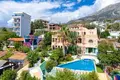 5 bedroom villa 500 m² Dobra Voda, Montenegro