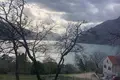 Atterrir  Dobrota, Monténégro